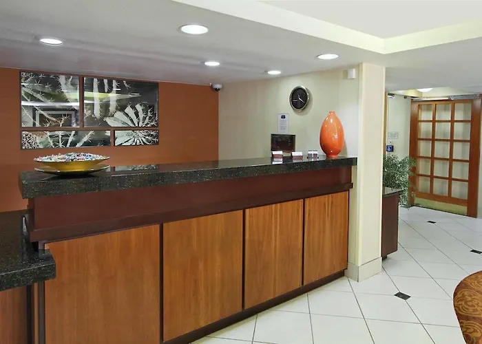 Revival Hotel