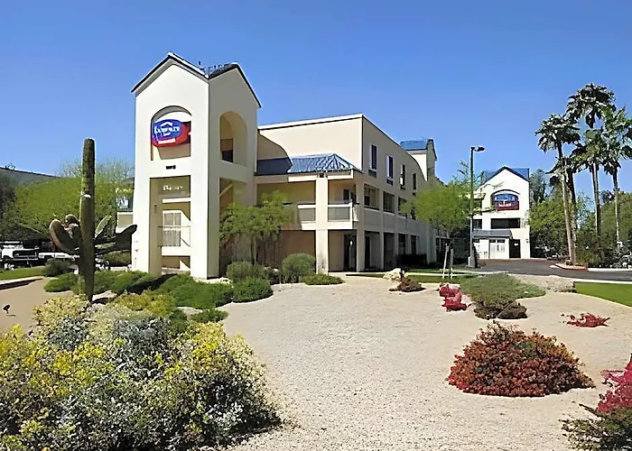 Revival Hotel